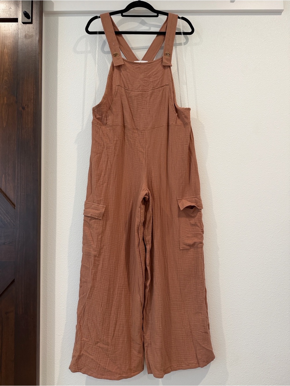 Ces Femme cotton Wide-Leg Cargo Jumpsuit in Rust/camel Brown